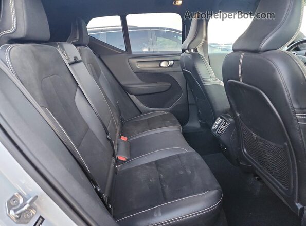 YV4162UM2M2525242 2021 VOLVO XC40 Gray Вид задніх сидінь