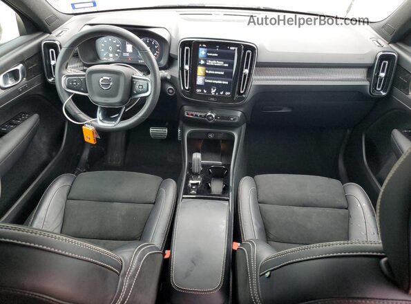 YV4162UM6M2595553 2021 VOLVO XC40 White Widok deski rozdzielczej