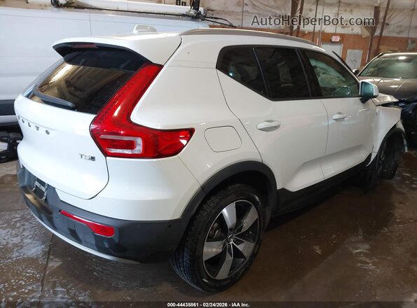 YV4162XZ6K2010524 2019 VOLVO XC40 Белый Задняя правая четверть