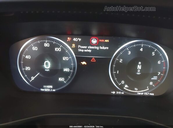 YV4162XZ6K2010524 2019 VOLVO XC40 Белый Вид задних сидений