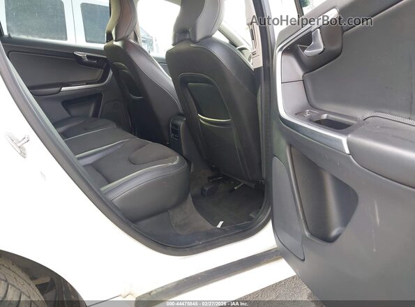 YV440MDJ9H2076163 2017 VOLVO XC60 White Widok naklejki z numerem VIN