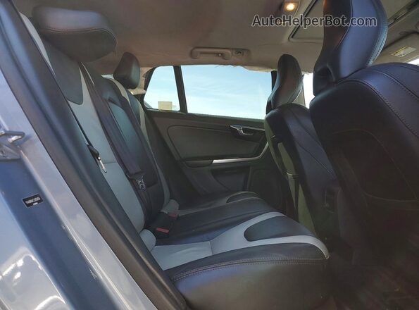 YV440MWK2J2058356 2018 VOLVO V60 Синий Вид задней части салона