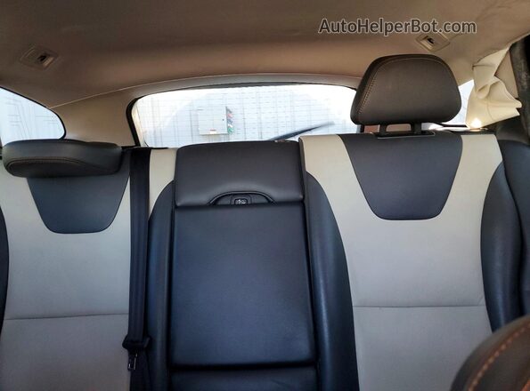 YV440MWK2J2058356 2018 VOLVO V60 Синий Вид задних сидений