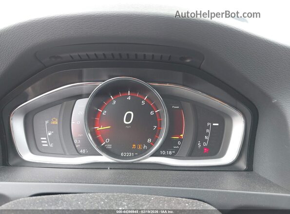 YV440MWK5J2057699 2018 VOLVO V60 CROSS COUNTRY White Հետևի նստատեղերի տեսք
