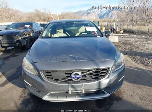 YV440MWKXH1040235 2017 VOLVO V60 CROSS COUNTRY Silver Instrument cluster view