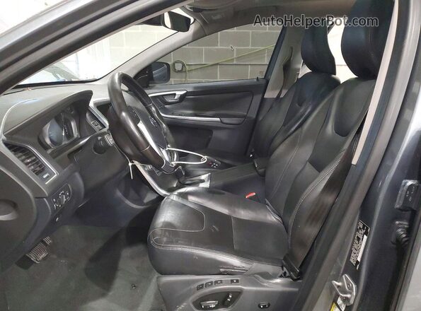YV449MDK0G2787635 2016 VOLVO XC60 Silver წინა სალონის ხედი