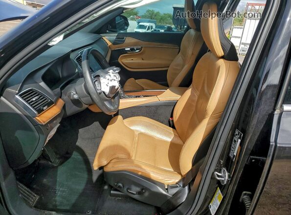 YV4A22PL1K1420774 2019 VOLVO XC90 Black 