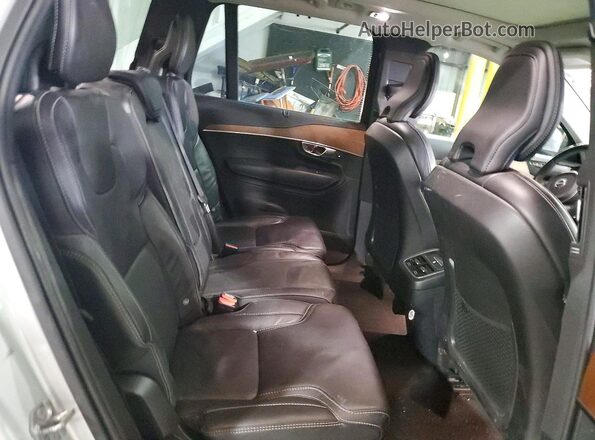 YV4A22PL2K1499887 2019 VOLVO XC90 Silver Вид задньої частини салону