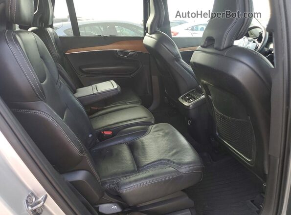 YV4A22PL4K1448312 2019 VOLVO XC90 Silver Вид задньої частини салону