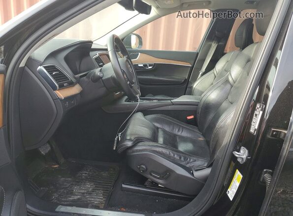 YV4A22PL8G1017379 2016 VOLVO XC90 Черный Вид салона спереди
