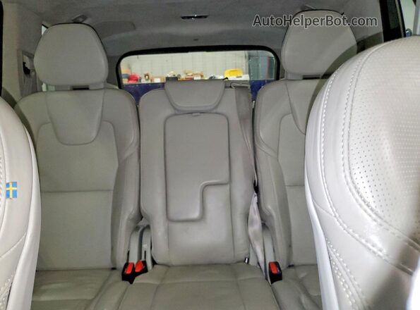 YV4A22PL9L1581245 2020 VOLVO XC90 Синий Вид задних сидений