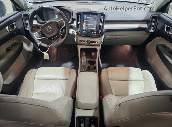 YV4AC2HL2K2071775 2019 VOLVO XC40 Gray Dashboard view