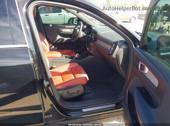 YV4AC2HL3M2591003 2021 VOLVO XC40 Черный 