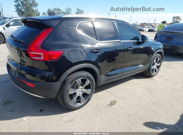 YV4AC2HL3M2591003 2021 VOLVO XC40 Черный 