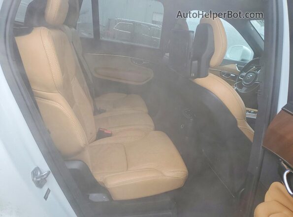 YV4BC0PL0H1126197 2017 VOLVO XC90 White უკანა სალონის ხედი