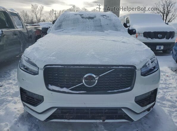 YV4BR0CMXN1789415 2022 VOLVO XC90 White 