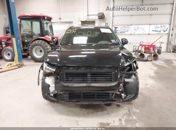 YV4ED3UL2P2963901 2023 VOLVO XC40 RECHARGE PURE ELECTRIC Черный Вид спереди