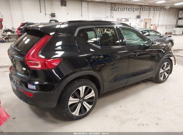 YV4ED3UL2P2963901 2023 VOLVO XC40 RECHARGE PURE ELECTRIC Черный Задняя правая четверть