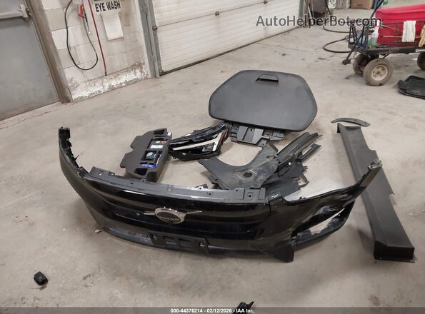 YV4ED3UL2P2963901 2023 VOLVO XC40 RECHARGE PURE ELECTRIC Черный Вид щитка приборов