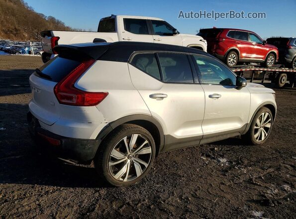 YV4ED3UR3M2604489 2021 VOLVO XC40 White Trasero derecho