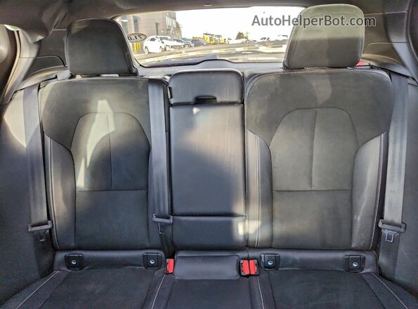 YV4ED3UR5M2577893 2021 VOLVO XC40 Зеленый Вид задних сидений