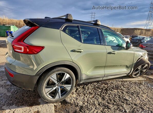 YV4ED3UR5M2577893 2021 VOLVO XC40 Зеленый Задняя правая четверть