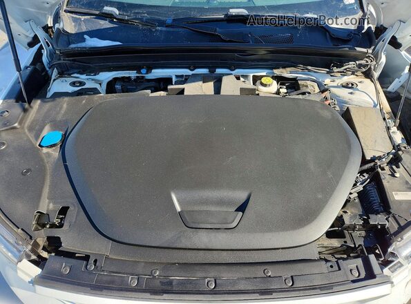 YV4ED3UR8M2541891 2021 VOLVO XC40 White Вид задньої частини салону