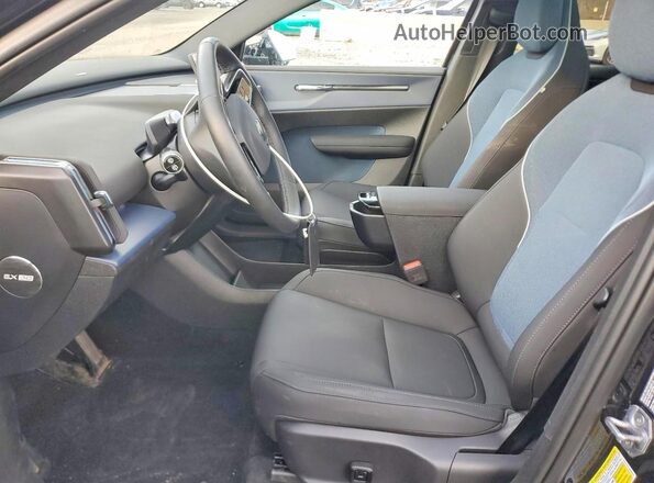 YV4EK3ZL7SS132370 2025 VOLVO EX30 Black Вид салону спереду