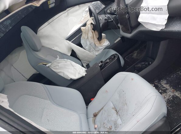 YV4EK3ZL8SS132250 2025 VOLVO EX30 Light Blue Вид салону спереду