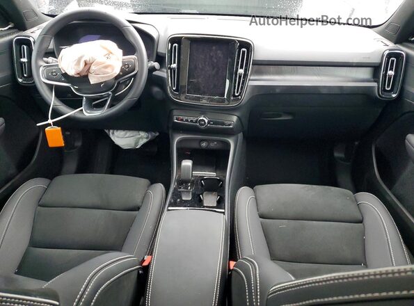 YV4ER3GL2R2104873 2024 VOLVO C40 Black Vista del salpicadero
