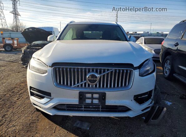 YV4H600NXP1936075 2023 VOLVO XC90 White წინა ხედი