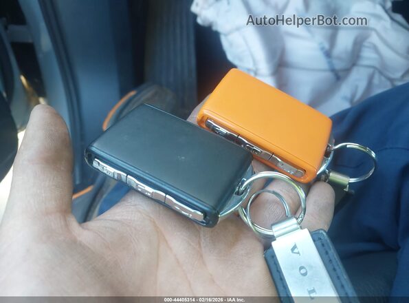 YV4H60CE7R1236402 2024 VOLVO XC90 RECHARGE PLUG-IN HYBRID Gray Առջևի վահանակի տեսք