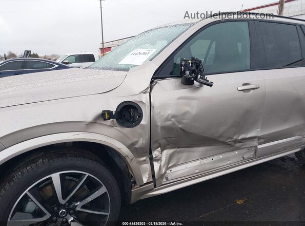 YV4H60CW2P1995982 2023 VOLVO XC90 RECHARGE PLUG-IN HYBRID Champagne Вид спереду