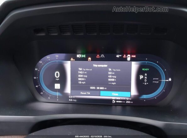 YV4H60CW2P1995982 2023 VOLVO XC90 RECHARGE PLUG-IN HYBRID Champagne Вид задніх сидінь