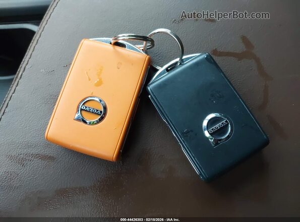 YV4H60CW2P1995982 2023 VOLVO XC90 RECHARGE PLUG-IN HYBRID Champagne Вид панелі приладів