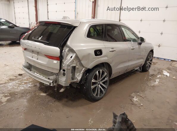 YV4H60DA7P1331776 2023 VOLVO XC60 RECHARGE PLUG-IN HYBRID Серебряный Задняя правая четверть