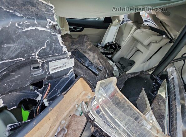 YV4H60DE2P1255998 2023 VOLVO XC60 Blue Вид задньої частини салону