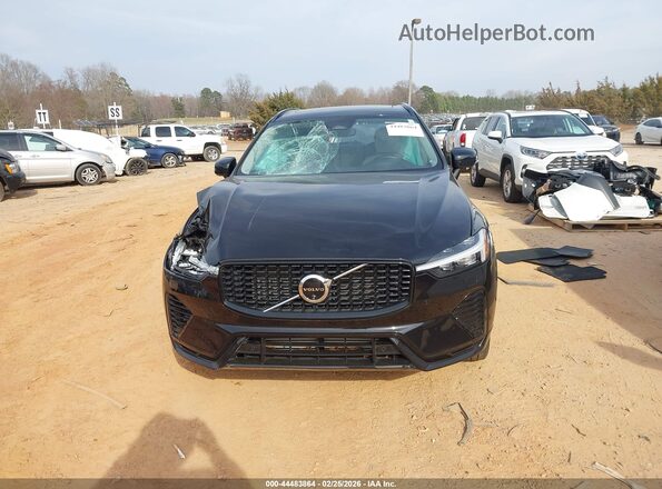 YV4H60RC8S1029514 2025 VOLVO XC60 PLUG-IN HYBRID Black Widok zestawu wskaźników