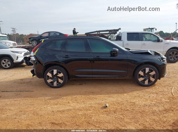 YV4H60RC8S1029514 2025 VOLVO XC60 PLUG-IN HYBRID Black Widok wnętrza z tyłu