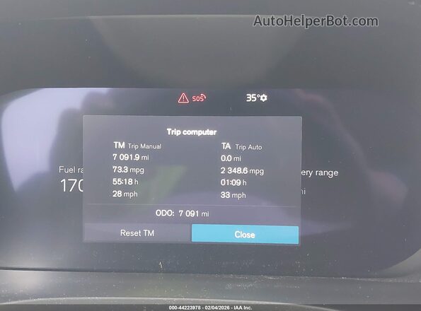 YV4H60RM7S1138667 2025 VOLVO XC60 PLUG-IN HYBRID Gray Widok tylnych siedzeń