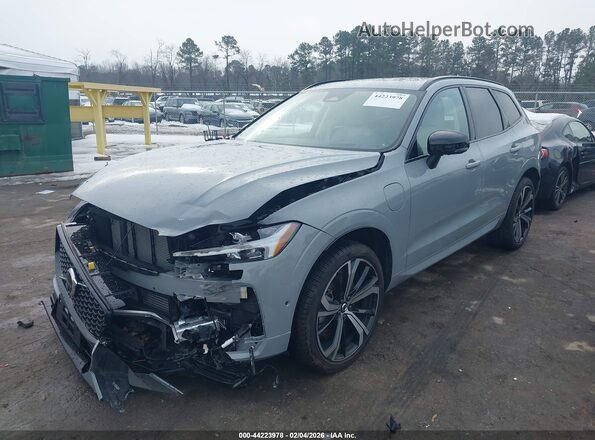 YV4H60RM7S1138667 2025 VOLVO XC60 PLUG-IN HYBRID Gray Przód lewy