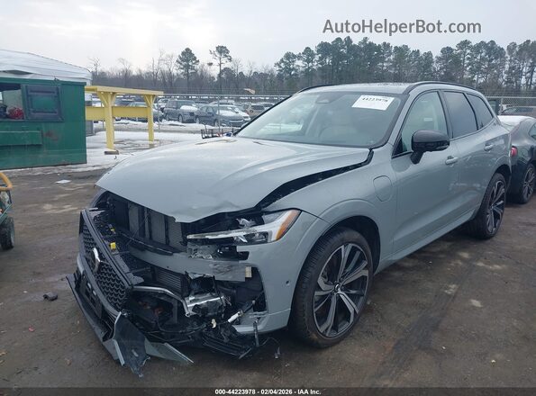 YV4H60RM7S1138667 2025 VOLVO XC60 PLUG-IN HYBRID Gray Widok wnętrza 360 stopni