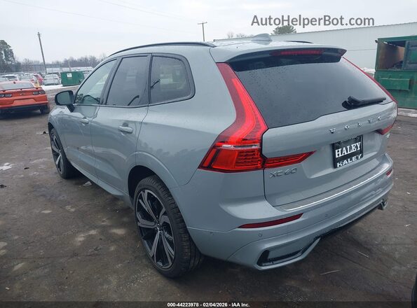 YV4H60RM7S1138667 2025 VOLVO XC60 PLUG-IN HYBRID Gray Tył lewy