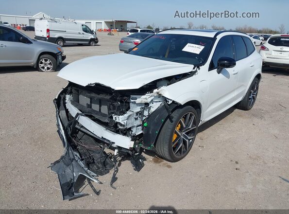 YV4H60RP1S1180472 2025 VOLVO XC60 PLUG-IN HYBRID White Առջևի ձախ երեք քառորդ տեսարան
