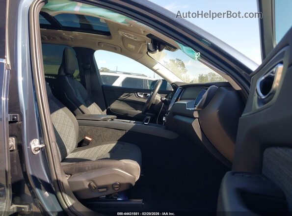 YV4L12DV6P1211507 2023 VOLVO XC60 Black Вид салону спереду