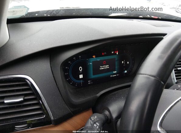 YV4L12PN9P1921500 2023 VOLVO XC90 Черный Вид задних сидений