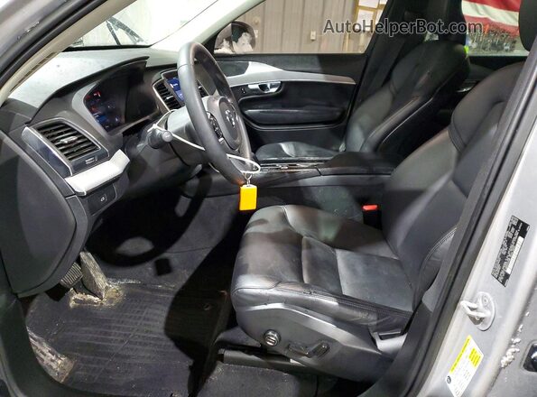 YV4L12PV2P1917675 2023 VOLVO XC90 Silver Вид салону спереду