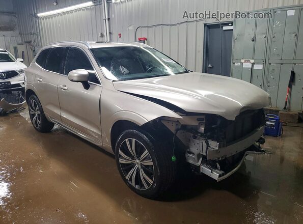 YV4L12RA7P1306681 2023 VOLVO XC60 Tan Front right