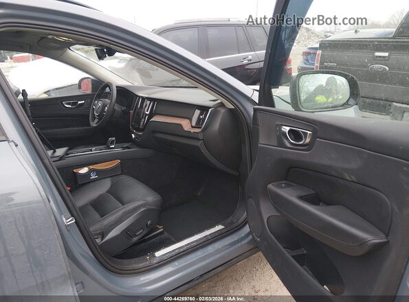 YV4L12RL2R1901944 2024 VOLVO XC60 Синий 