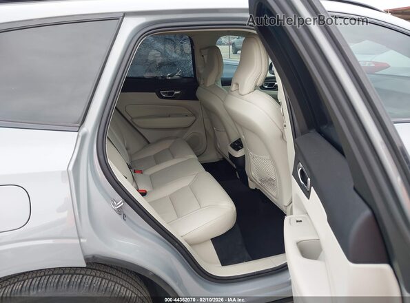 YV4L12RM7R1939355 2024 VOLVO XC60 Серый Вид наклейки с VIN-кодом